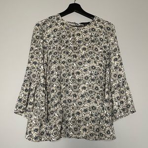 Banana Republic floral bell sleeve blouse